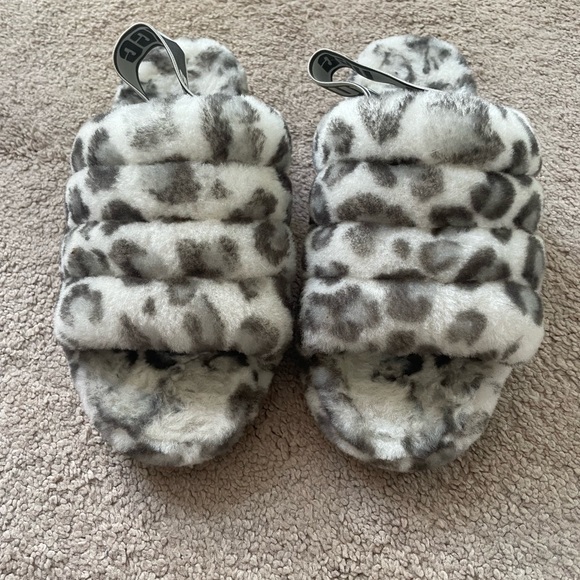 UGG Women’s Fluff Yeah Slide - Picture 1 of 5